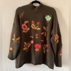 Vintage Cliche Olive Green Embroidered Sweater Top Used